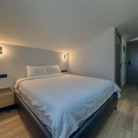 Leaf River Suites Анталия Екстериор снимка