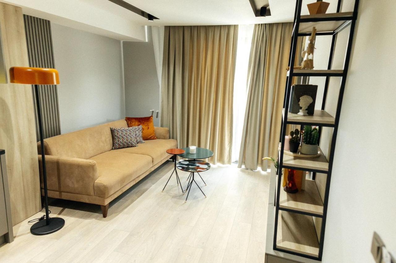 Leaf River Suites Анталия Екстериор снимка