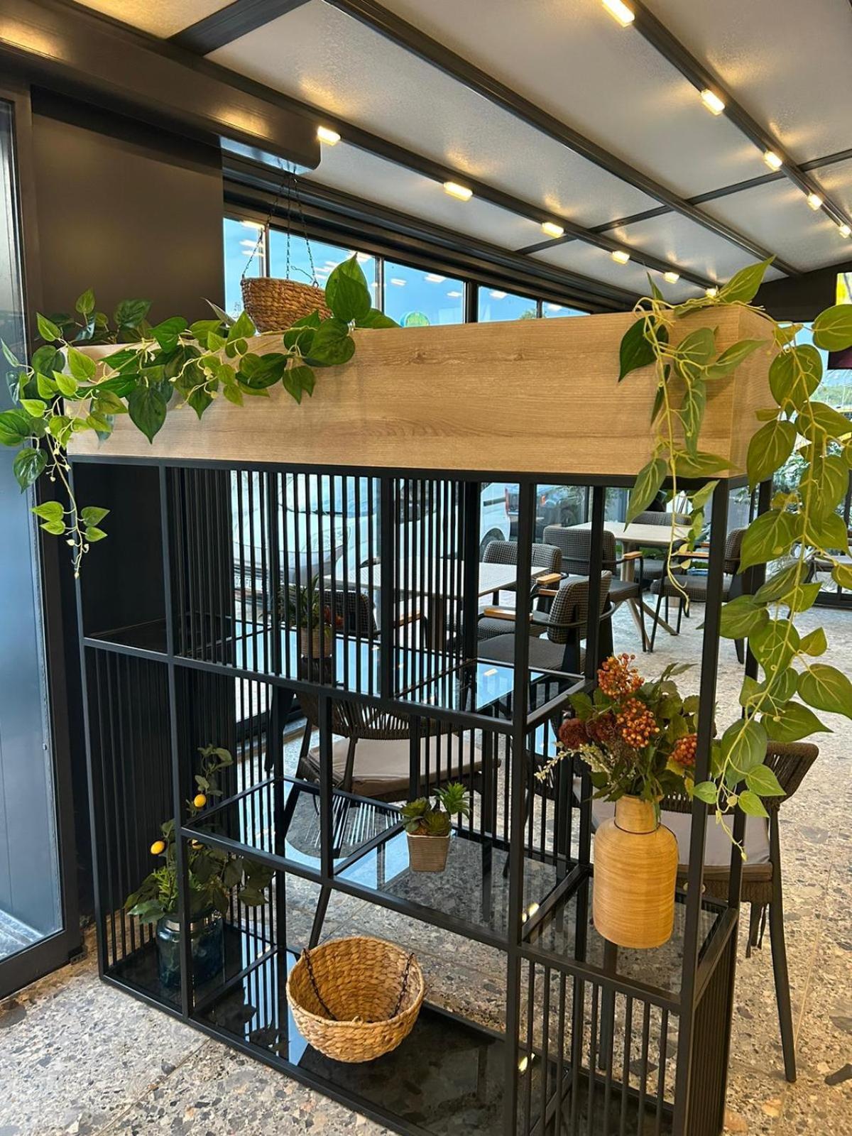 Leaf River Suites Анталия Екстериор снимка