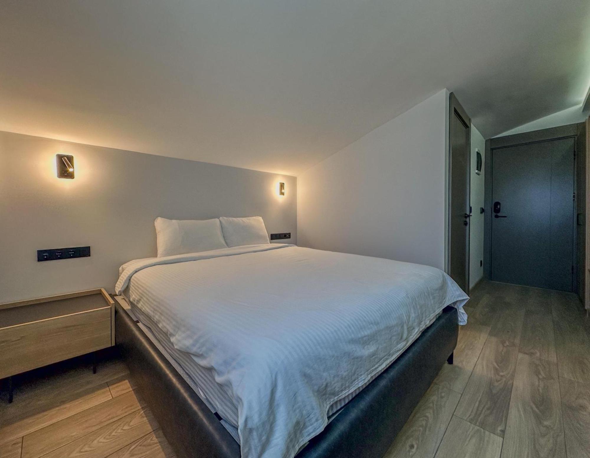 Leaf River Suites Анталия Екстериор снимка