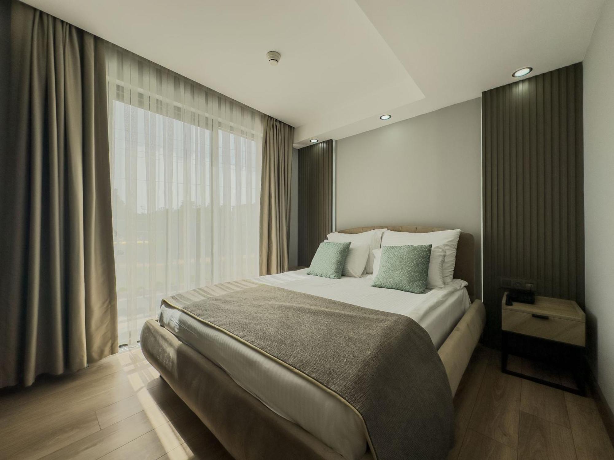 Leaf River Suites Анталия Екстериор снимка