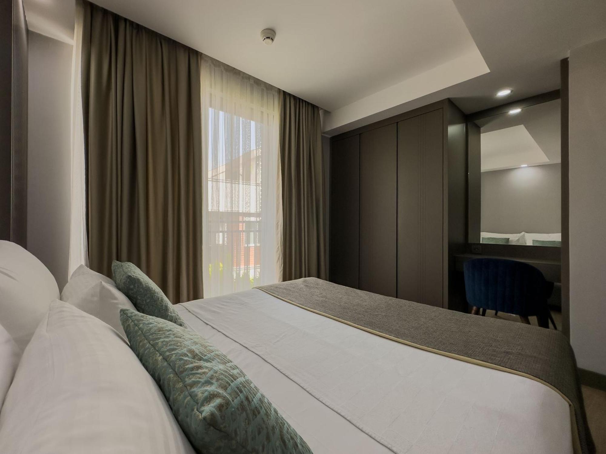 Leaf River Suites Анталия Екстериор снимка