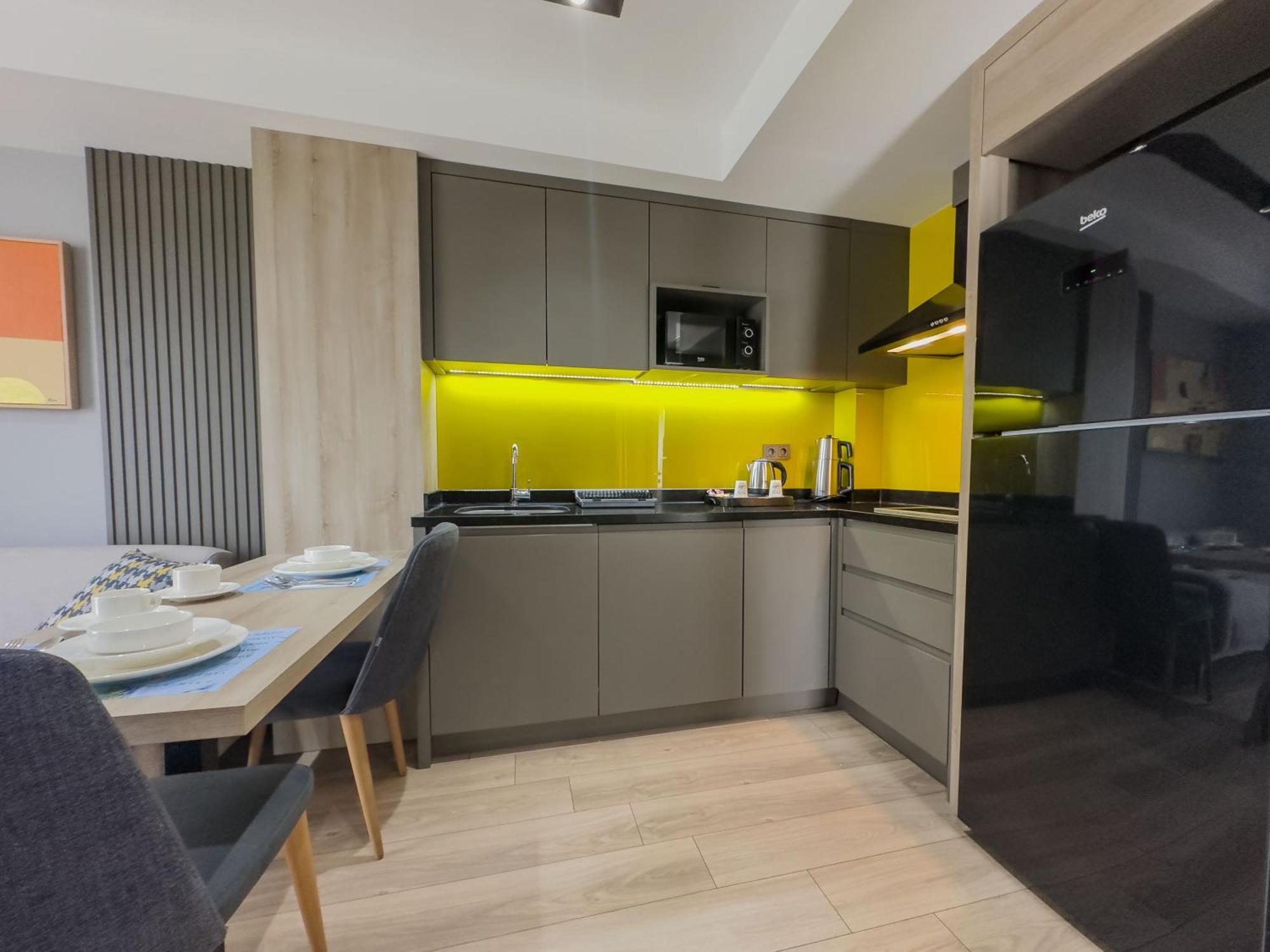 Leaf River Suites Анталия Екстериор снимка