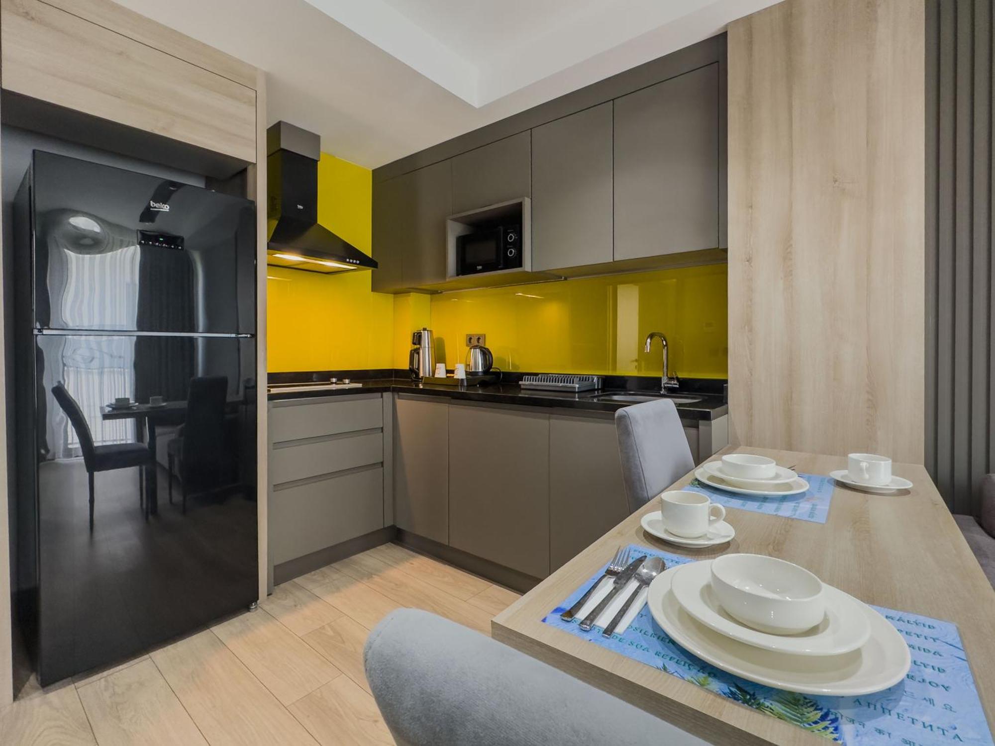 Leaf River Suites Анталия Екстериор снимка